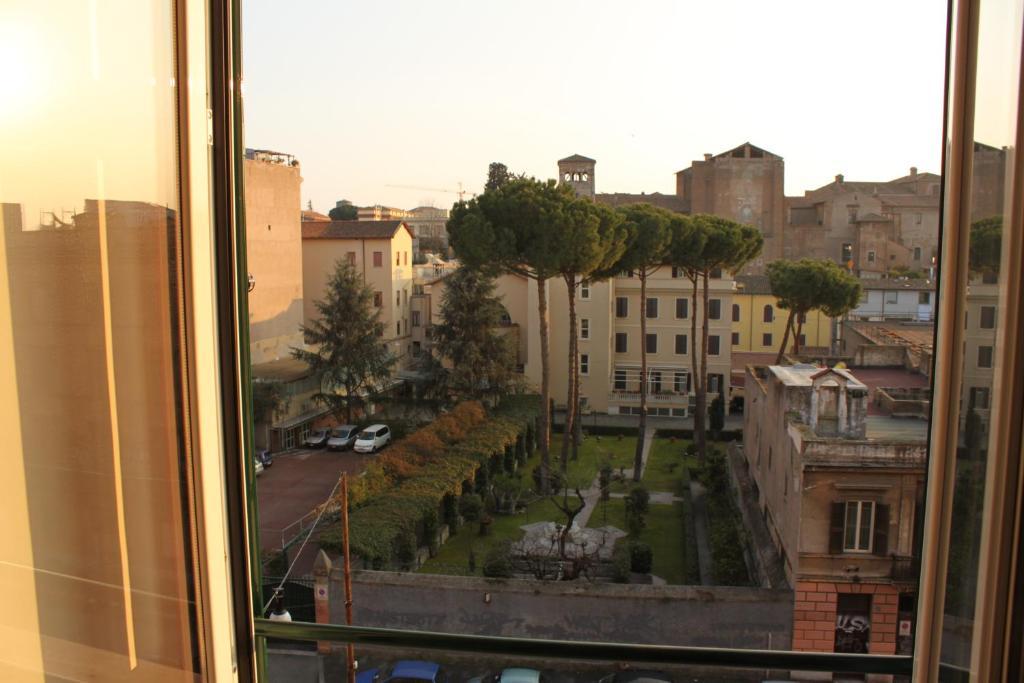 Colosseo Panorama By Ghor Roma Exterior foto